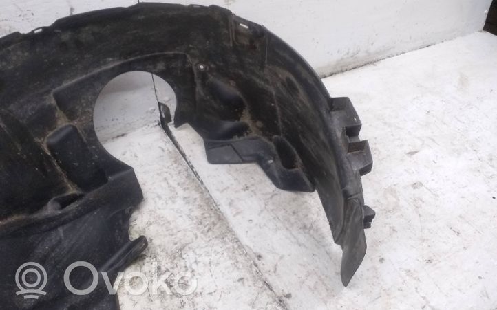 Ford Mondeo Mk III Front wheel arch liner splash guards 1S7116114AK