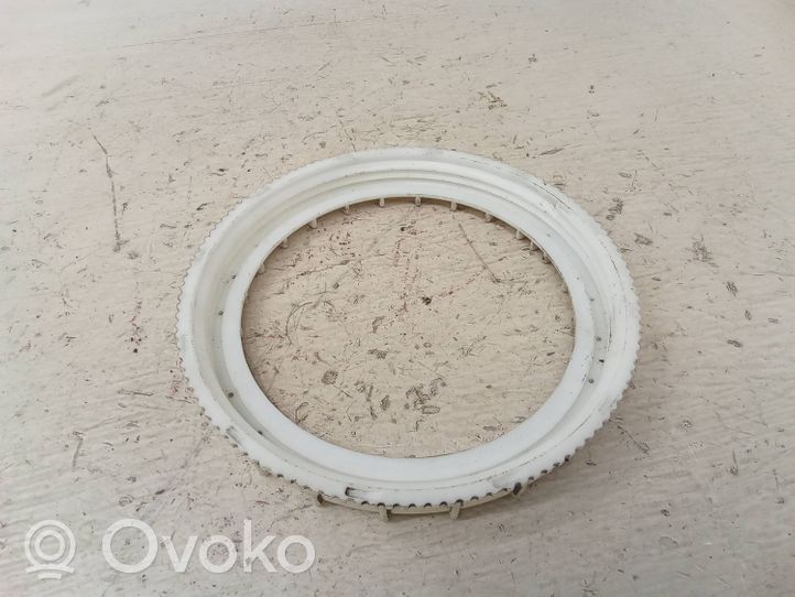 Audi A5 8T 8F Bague de verrouillage pour réservoir de carburant 44749