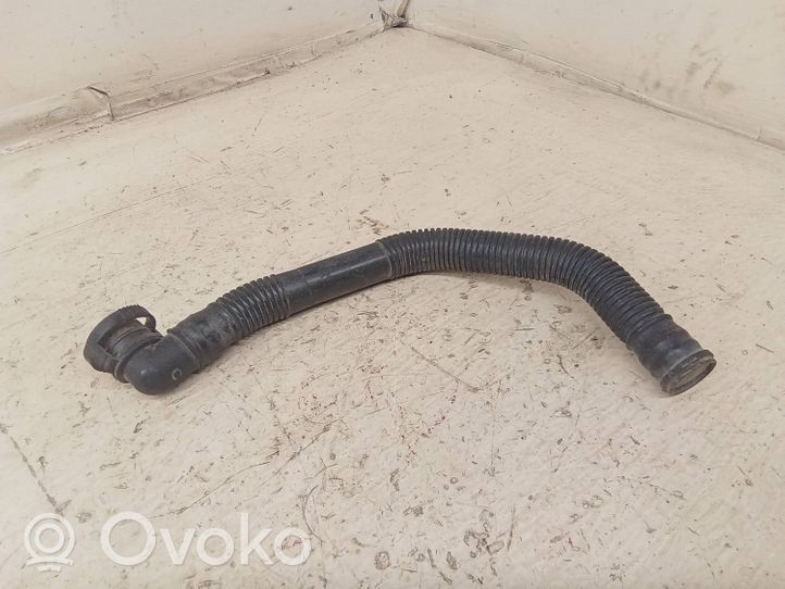 Volkswagen Caddy Breather hose/pipe 1K0129637D