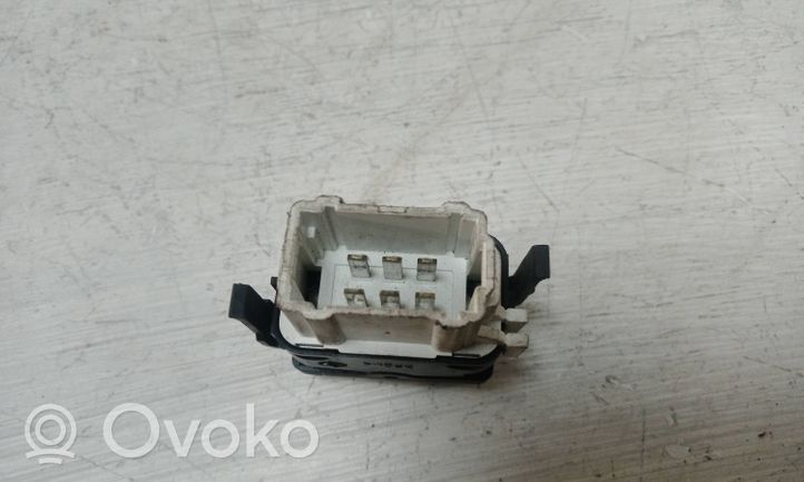 Renault Vel Satis Child safety switch 2648802