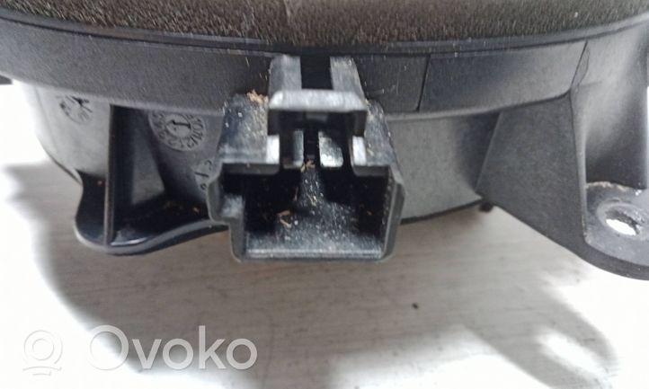 Volvo S40 Haut-parleur de porte avant 30752084