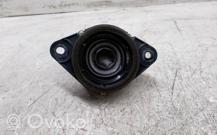 Toyota Prius (XW30) Громкоговоритель в панели 8616047100