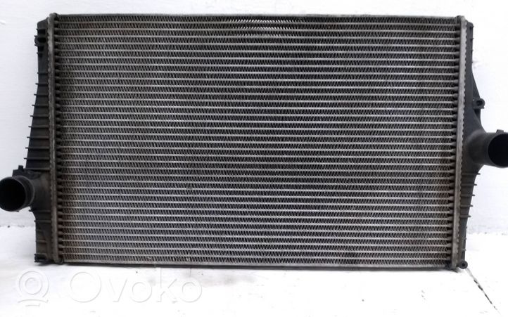 Volvo XC90 Chłodnica powietrza doładowującego / Intercooler 30748808