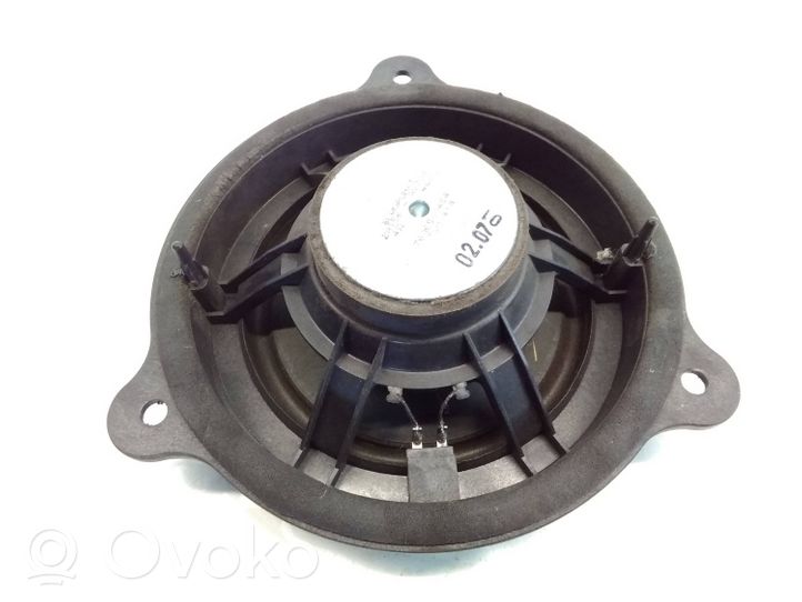 Nissan Qashqai Etuoven kaiutin 28156AV700