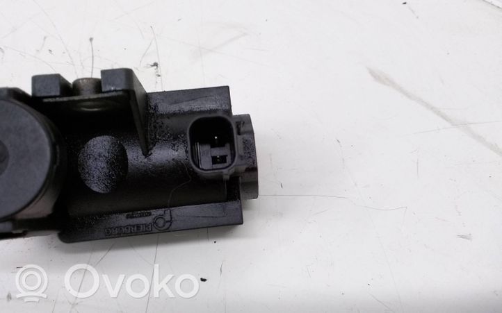 Honda CR-V Turboahtimen magneettiventtiili 36180RZ0G012M2