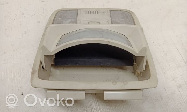 Honda CR-V Front seat light 