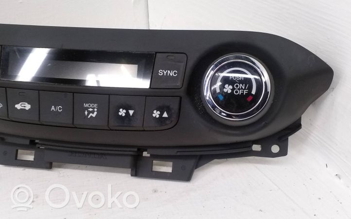 Honda CR-V Panel klimatyzacji 79600T1TE611M1