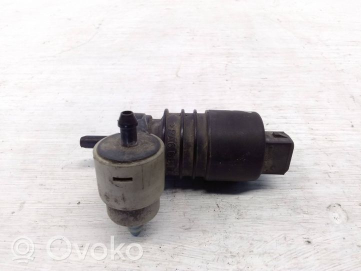 Volkswagen Sharan Windscreen/windshield washer pump 