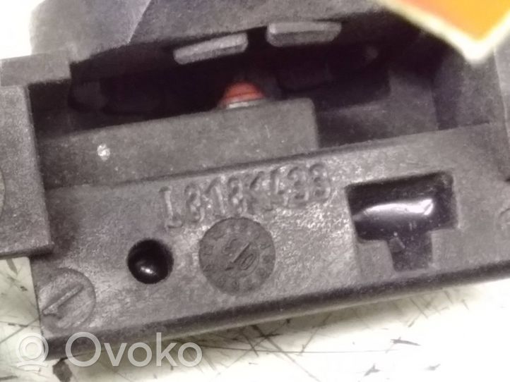 Jaguar X-Type Tailgate opening switch 1818K433