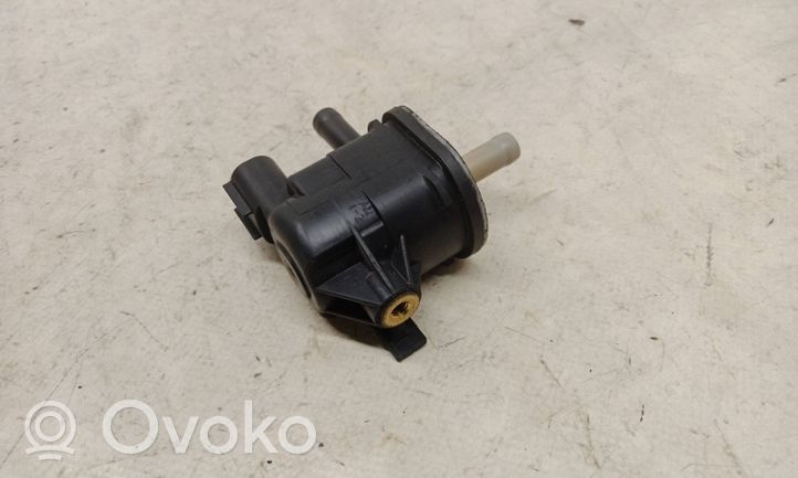 Mazda CX-7 Electrovanne Soupape de Sûreté / Dépression L51818741