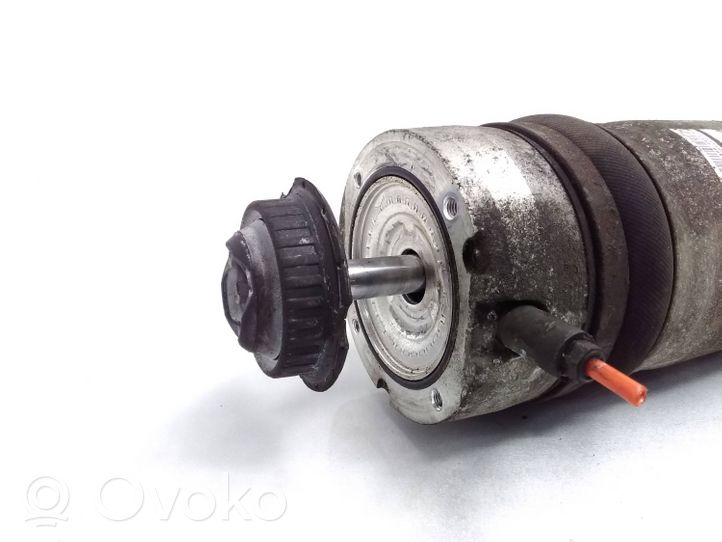 Audi Q7 4L Aizmugurē pneimatiska (gaisa) spilvens ar amortizatoru 7L8616019A