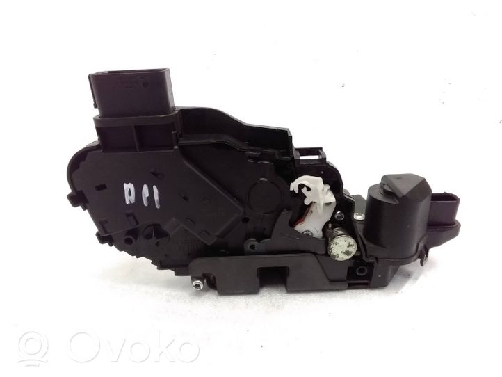 Volvo XC60 Zamek drzwi przednich 30799306