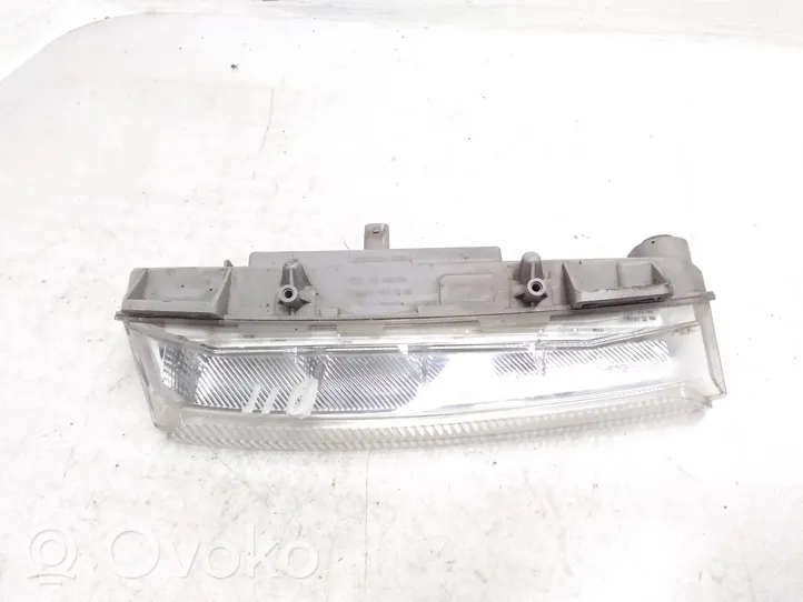 Mercedes-Benz B W246 W242 LED-päiväajovalo A2049069200