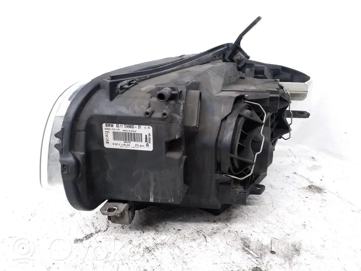 BMW 1 E81 E87 Lampa przednia 7249652