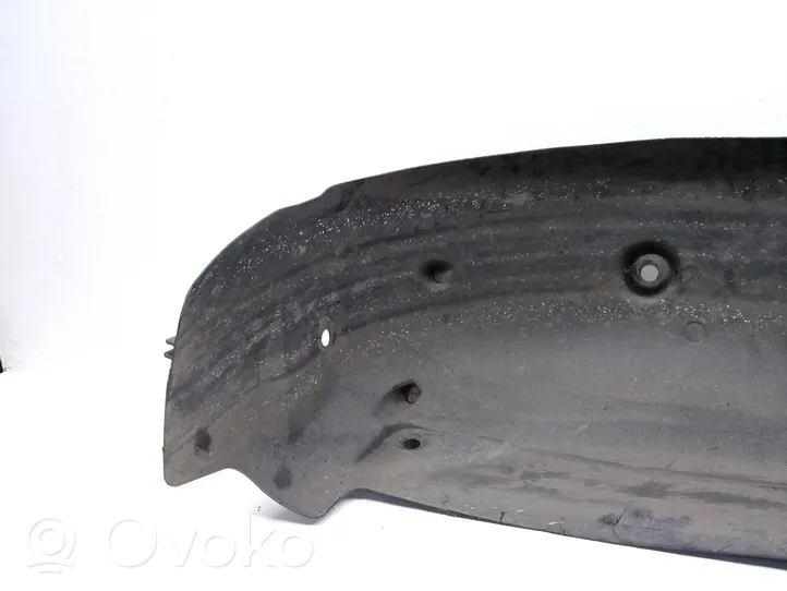 Opel Vivaro Rivestimento paraspruzzi parafango posteriore 93867908