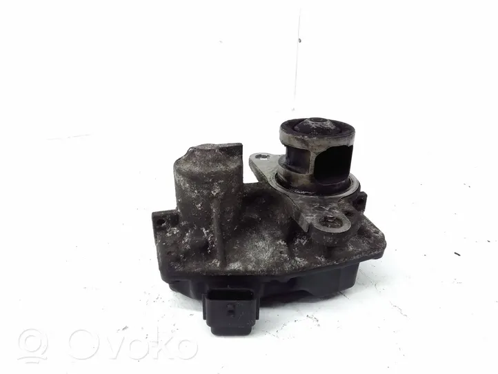 Opel Vivaro EGR valve 147109816R