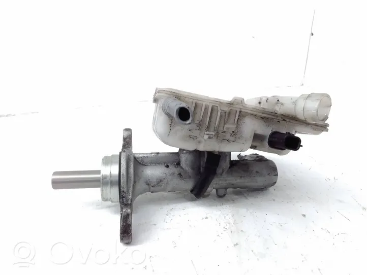 Opel Vivaro Master brake cylinder 460910323R