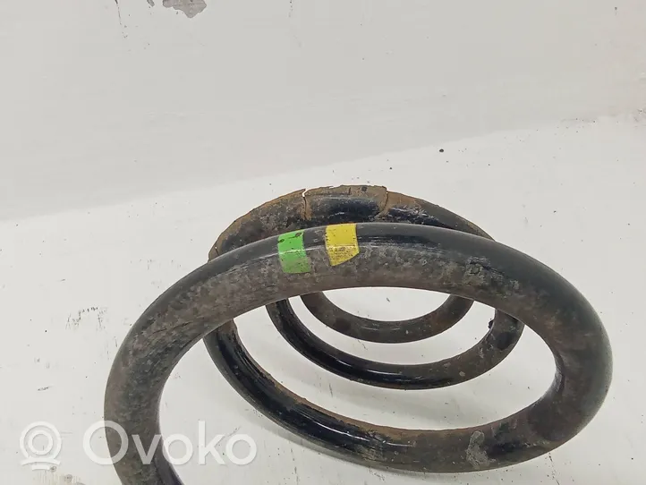 Opel Vivaro Rear coil spring 