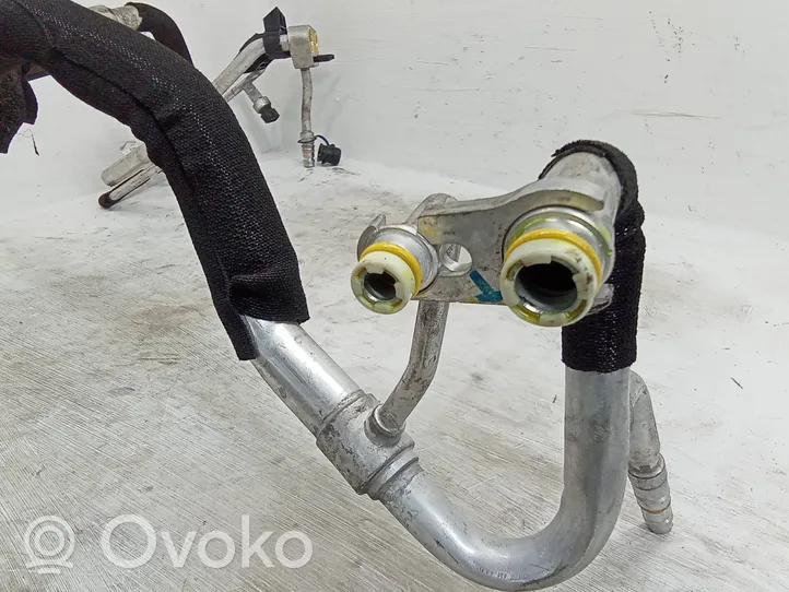 Volvo V60 Air conditioning (A/C) pipe/hose 31366029