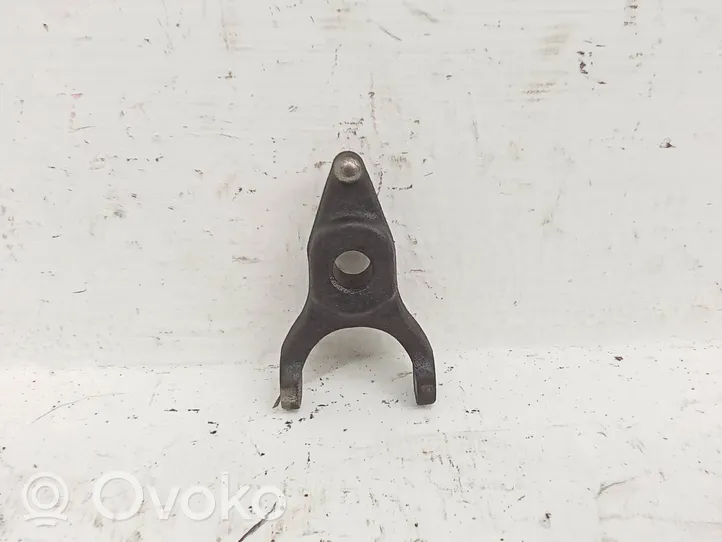 Toyota Corolla Verso E121 Support de pince d'injecteur de carburant 