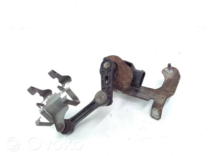 Mercedes-Benz GLC C253 Sensore di livello faro/fanale A0009053704