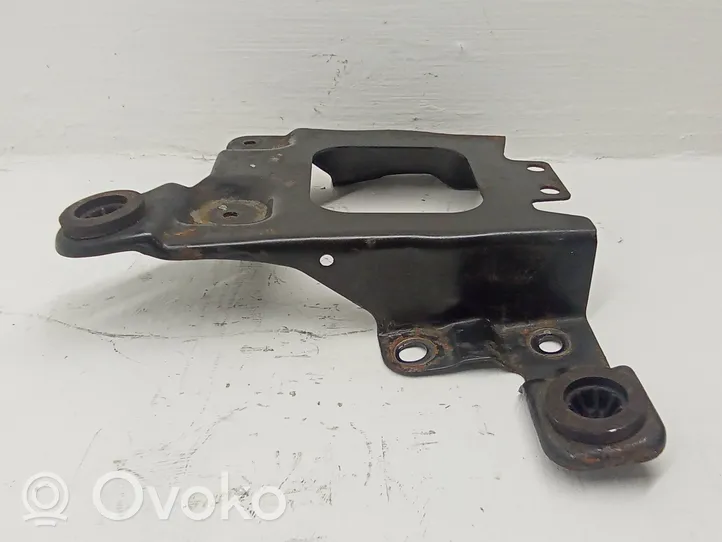 Ford Kuga I Boîte de batterie AV61R6K034AB