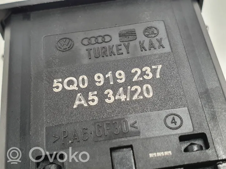 Seat Ateca Matkustajan turvatyynyn on-off-kytkin 5Q0919237