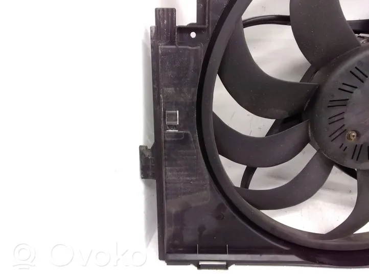 BMW 4 F32 F33 Ventilateur de refroidissement de radiateur électrique 8621191