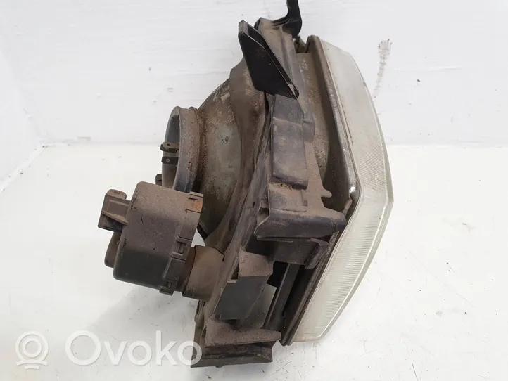 Volkswagen Multivan T4 Lampa przednia 701941010H