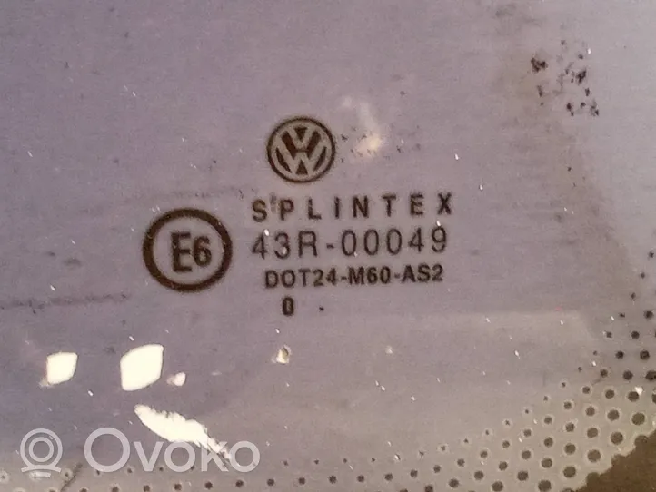Volkswagen Multivan T4 Szyba karoseryjna tylna 43R00049