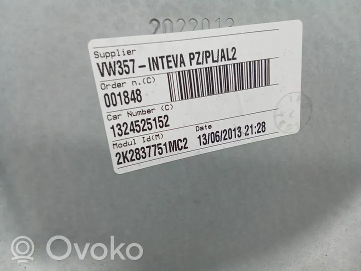 Volkswagen Caddy Elektryczny podnośnik szyby drzwi 1T0837755M