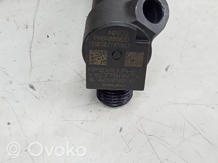 Mercedes-Benz C W204 Inyector de combustible A6510700587