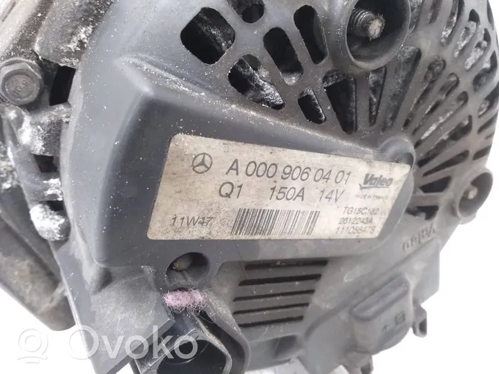 Mercedes-Benz C W204 Generatore/alternatore A0009060401