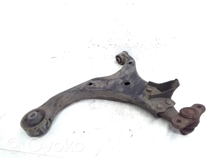 KIA Carens II Braccio di controllo sospensione anteriore inferiore/braccio oscillante 545001DXXX