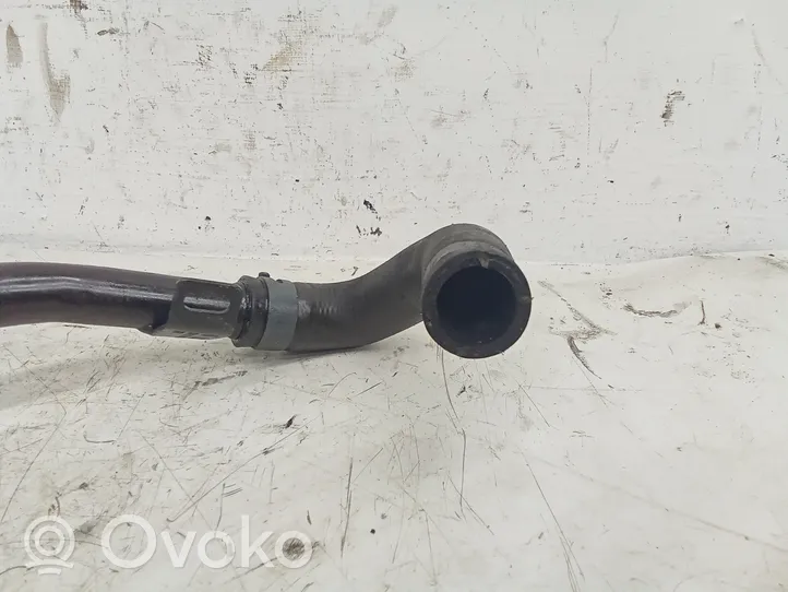 Volkswagen Tiguan Engine coolant pipe/hose 5N0121070Q