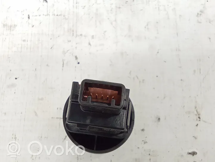 Toyota RAV 4 (XA30) Differential lock switch 