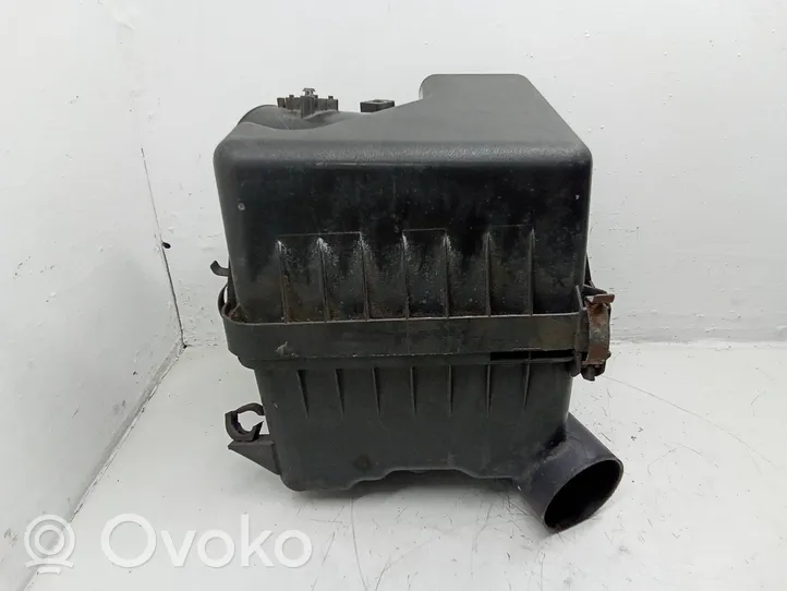Toyota RAV 4 (XA30) Boîtier de filtre à air 0141401561