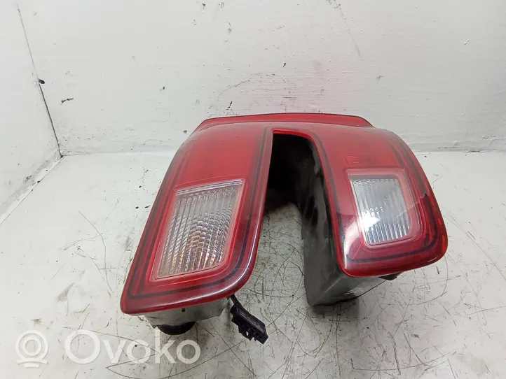 Citroen C4 Grand Picasso Lampy tylnej klapy bagażnika 9676853880