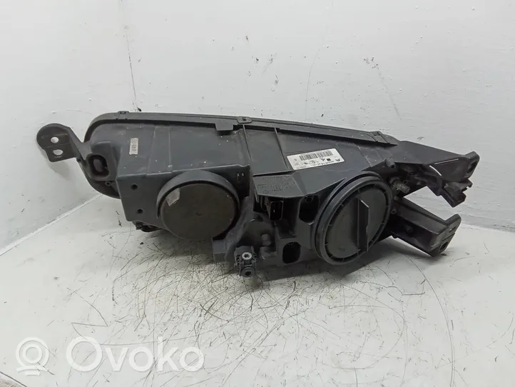 Citroen C4 Grand Picasso Lampa przednia 9802041480