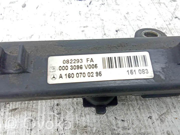 Smart ForTwo I Listwa wtryskowa A1600700295