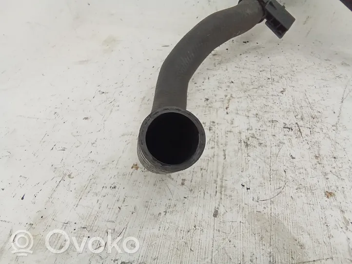 Mazda 3 III Engine coolant pipe/hose 