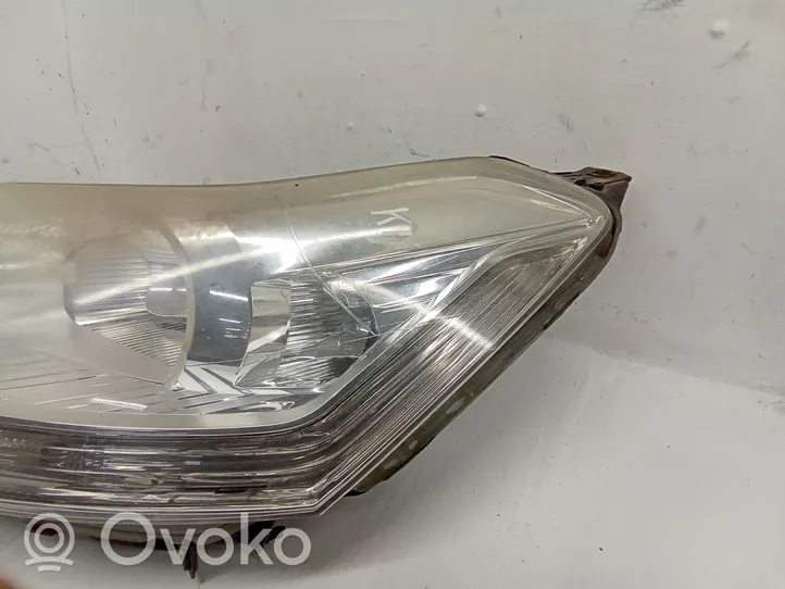 Citroen C5 Lampa przednia 9684845580