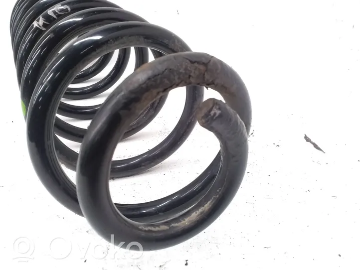 Volkswagen Touran II Rear coil spring 