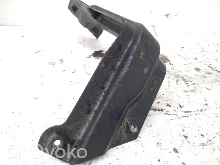 Volkswagen Touran II Support de montage d'aile 1T0821136C