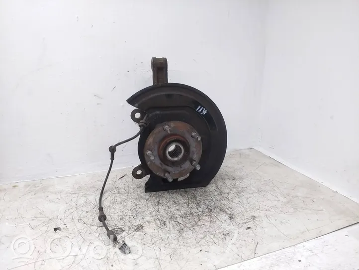 Nissan Qashqai Zwrotnica koła przedniego 40015JD040