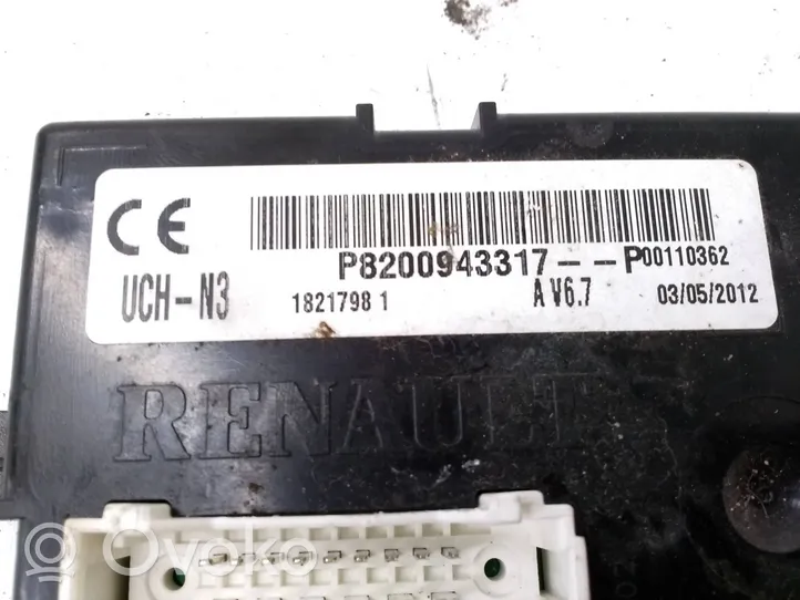 Renault Trafic II (X83) Unité de commande, module ECU de moteur P8200943317