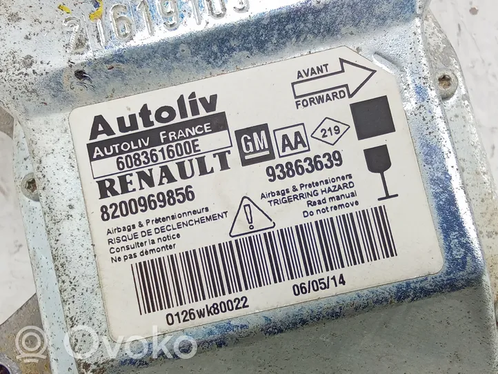 Renault Trafic II (X83) Turvatyynyn ohjainlaite/moduuli 8200969856