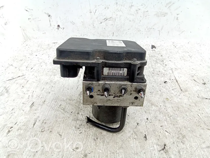 Audi A4 S4 B8 8K ABS-pumppu 8K0907379T