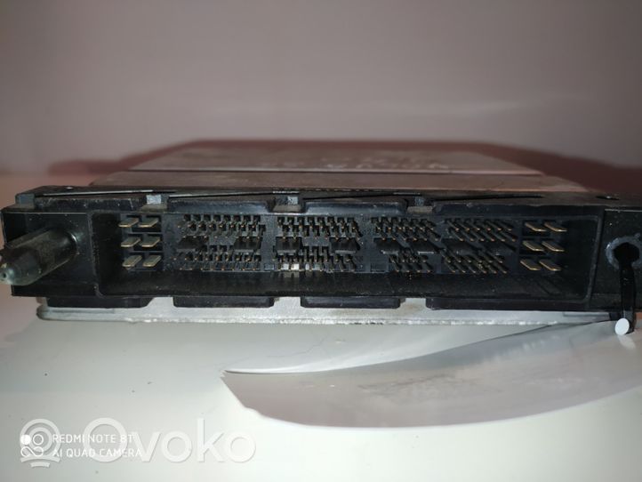 Volvo S60 Calculateur moteur ECU 0281010319