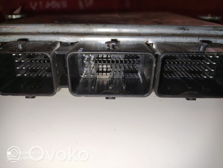 Ford Focus Sterownik / Moduł ECU 5WS40512AT